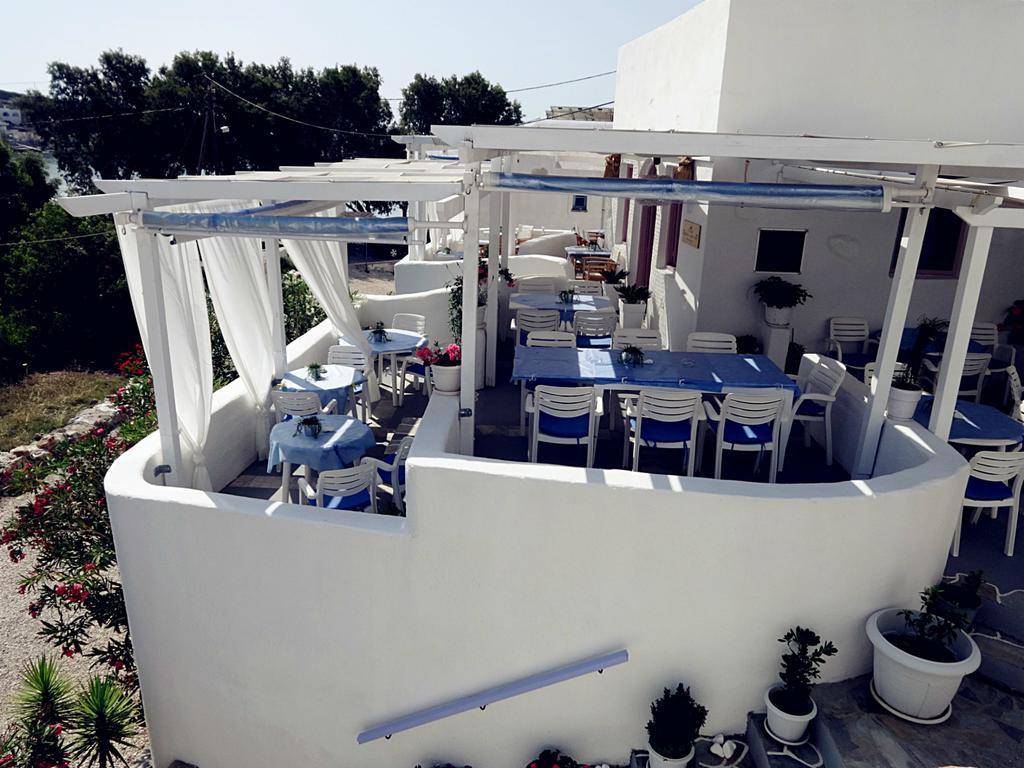 Porto Sikinos Hotel Alopronia Exterior photo